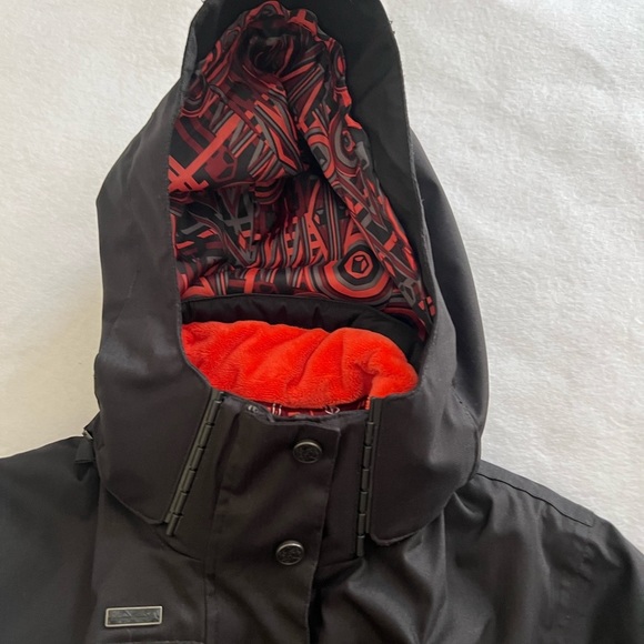 Venture Liquid 5000 Waterproof Ski Snowboard Jacket  Insulated Breathable M - Picture 6 of 13